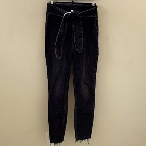 Abercrombie & Fitch Black Ultra High Rise Super Skinny Ankle Jeans Size 26/2r
